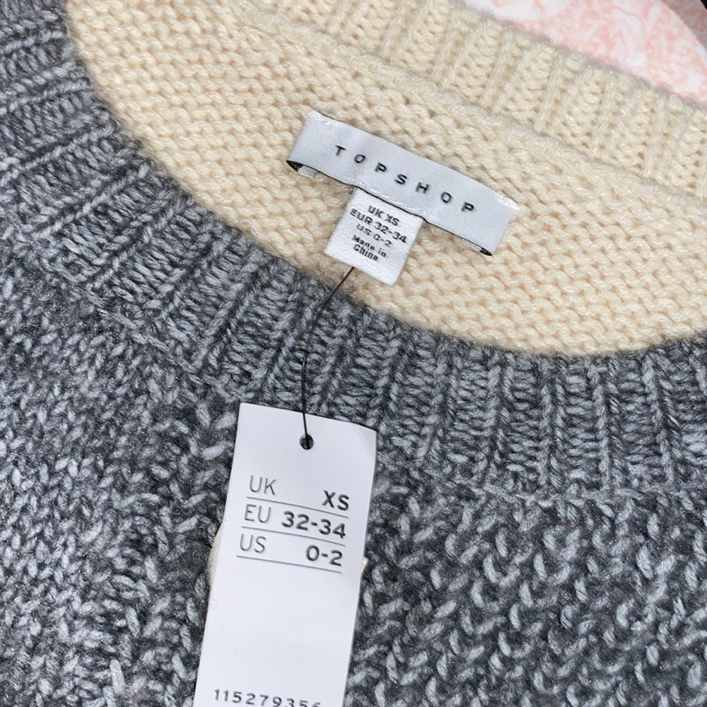 TOP SHOP COLOR BLOCK SWEATER VEST IN GRAY NWT❣️ - Picture 5 of 5